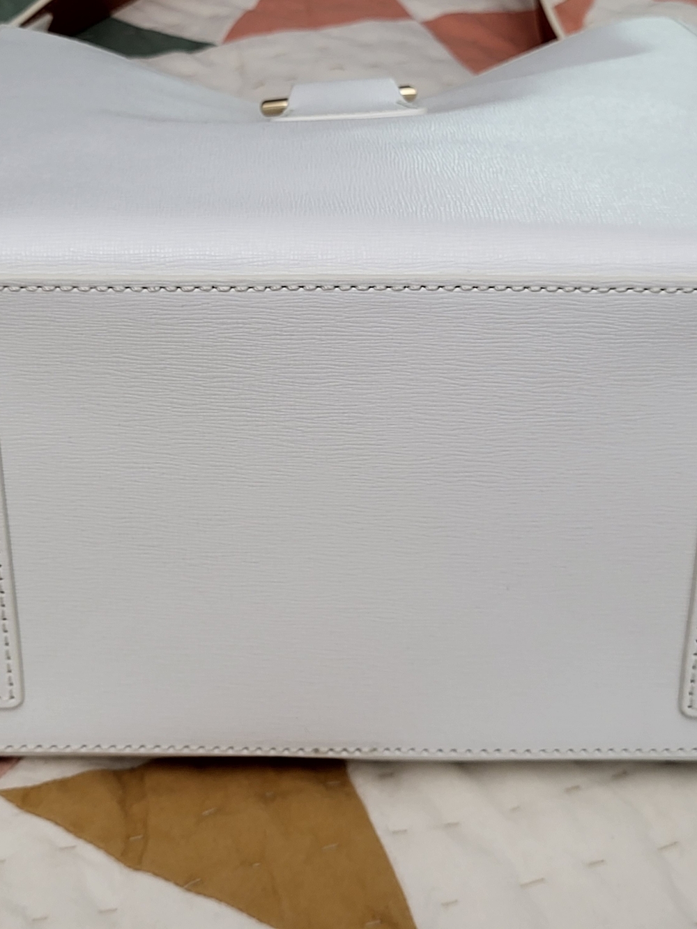 Dooney & Bourke Ashby White Leather Shoulder Bag with Gold Hardware - Picture 9 of 13